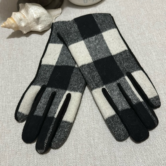 Bass & Co brand Wool Gloves-Classic Buffalo Plaid in Black & White-Sz S-EUC - Picture 2 of 11